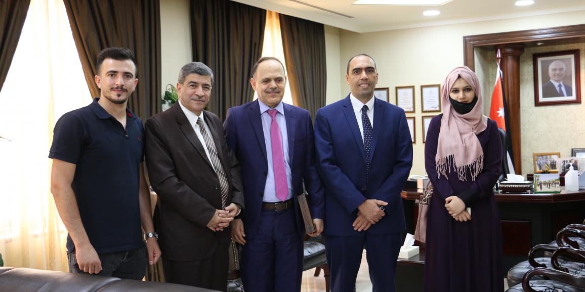 رئيس جامعة الزيتونة الأردنية يلتقي نائب رئيس البعثة العراقية