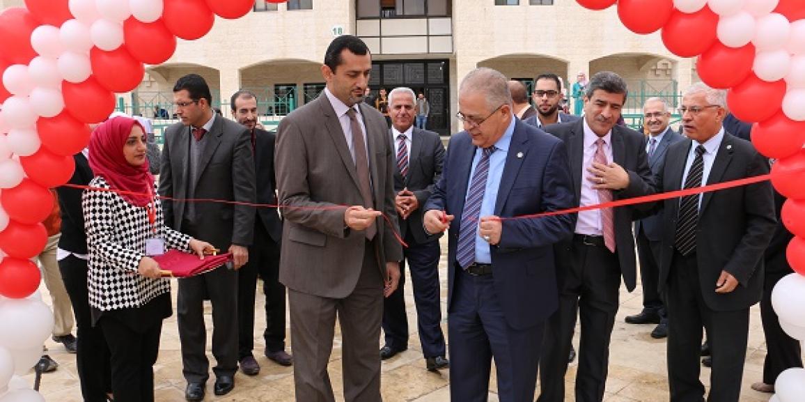 الدكتور تركي عبيدات يفتتح فعاليات “The Pharmacist Day”في جامعة الزيتونة الأردنية