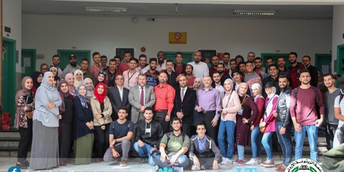 “كلية العلوم وتكنولوجيا المعلومات في جامعة الزيتونة الأردنية “كلية واحدة ، عائلة واحدة