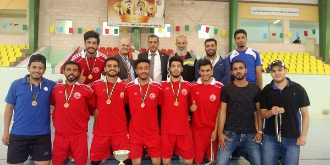 فريق الزيتونة الأردنية يفوز على نادي الجزيرة في خماسي كرة القدم