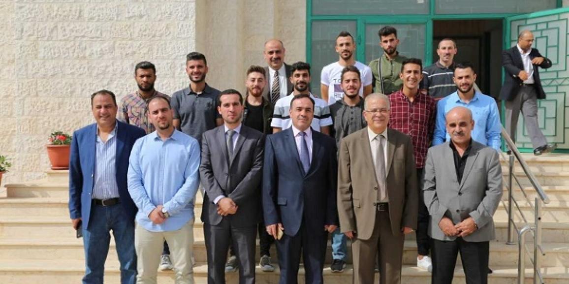 “الزيتونة”  تكرم نشامى منتخب خماسي كرة الجامعات