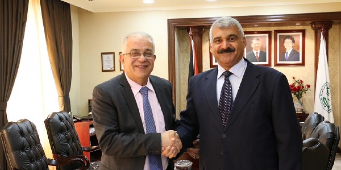 رئيس جامعة الزيتونة الأردنية يستقبل الملحق الثقافي العراقي