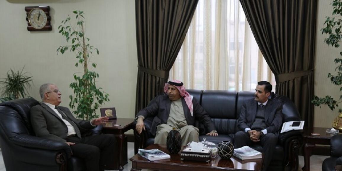 رئيس جامعة الزيتونة الأردنية يلتقي الملحق القطري العسكري