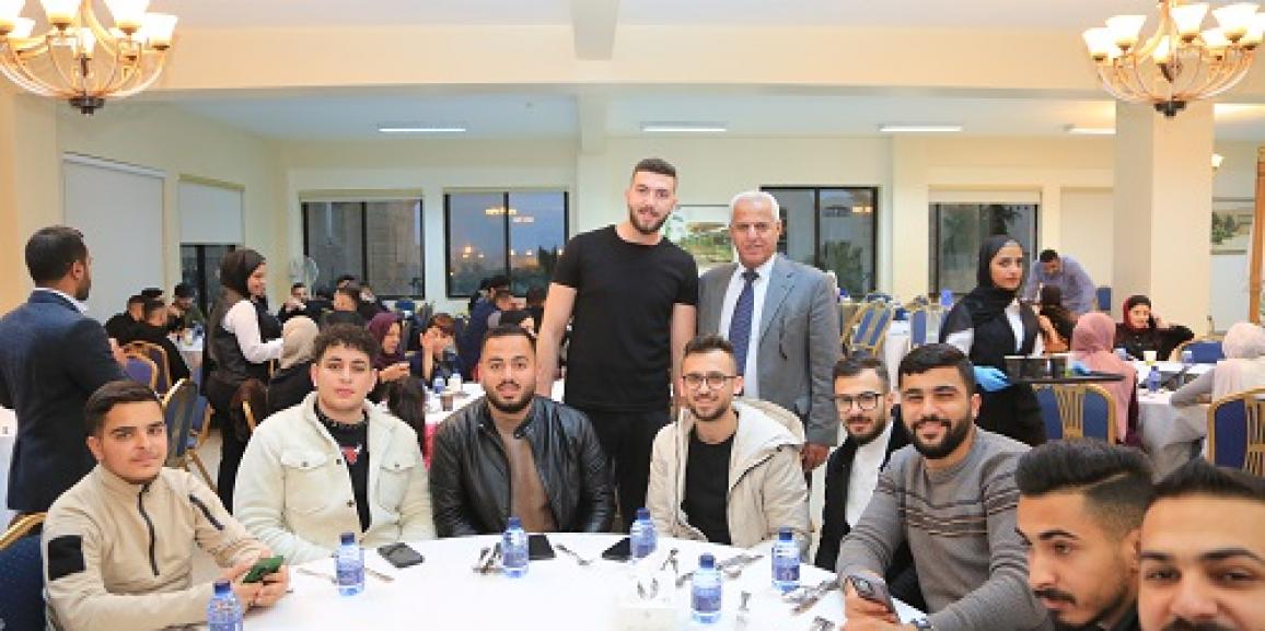 جامعة الزيتونة الاردنية تقيم مأدبة إفطار للاشقاء الطلبة الفلسطينيين