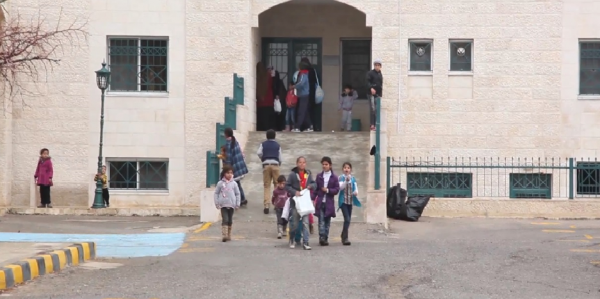 التقرير الأسبوعي لنشاط المركز الصحي في جامعة الزيتونة الأردنية ليوم السبت 11/10/2014