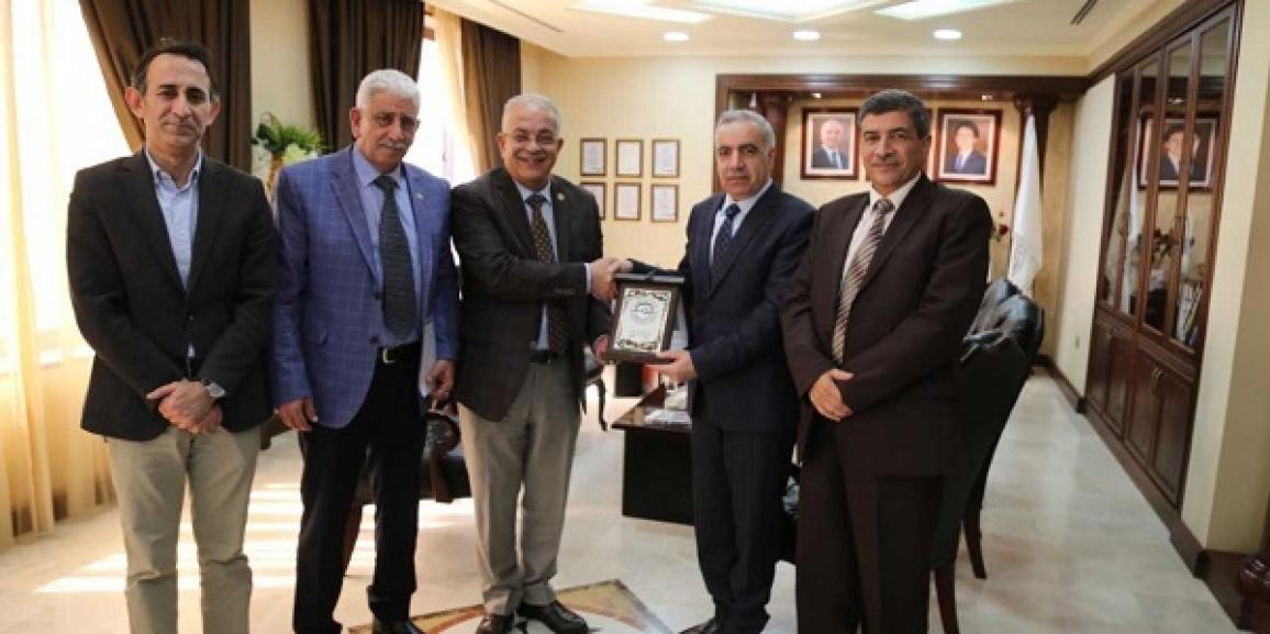 تعزيز التعاون بين جامعة الزيتونة الأردنية وجامعة دجلة التركية