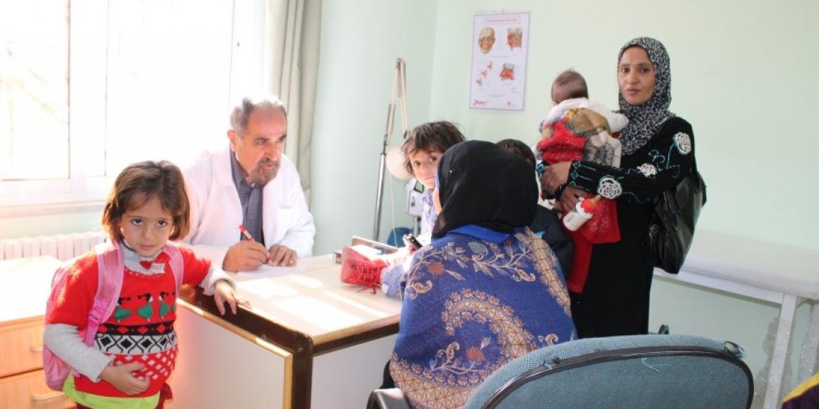 المركز الصحي في جامعة الزيتونة الاردنية يستمر بفتح ابوابة للمجتمع المحلي